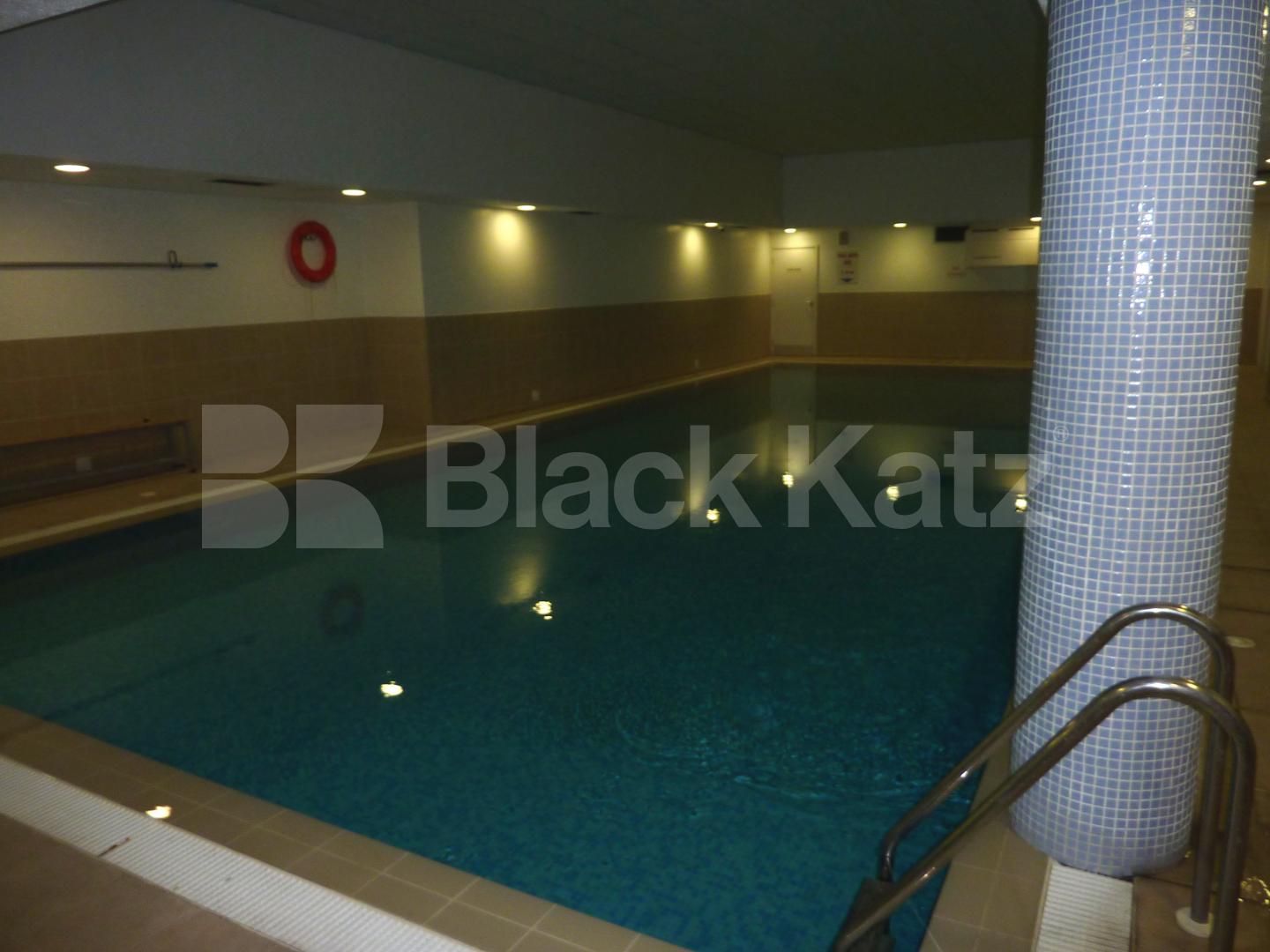 			SWIMMING POOL AND GYM!, 2 Bedroom, 1 bath, 1 reception Flat			 Westbourne Grove, BAYSWATER / WESTBOURNE GROVE